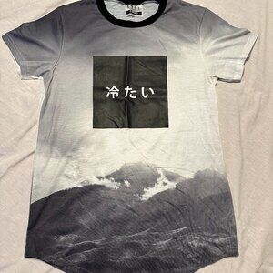 Very Cool Shirtz Mountain Tee Rare Short Sleeve T Shirt Size XS Great Condition